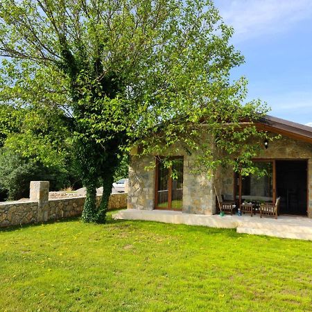 Orahovo Stone Vilas Virpazar Exteriér fotografie