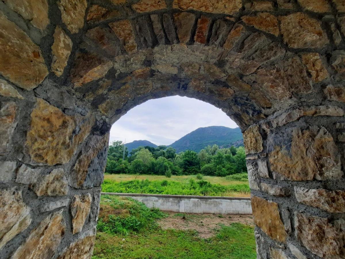Orahovo Stone Vilas Virpazar Exteriér fotografie